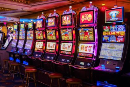 From Novice to Pro: Navigating Slot Gacor on Trusted Online Gambling Platforms