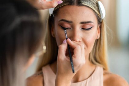 Get Ready with the Best Makeup Artists in Delhi